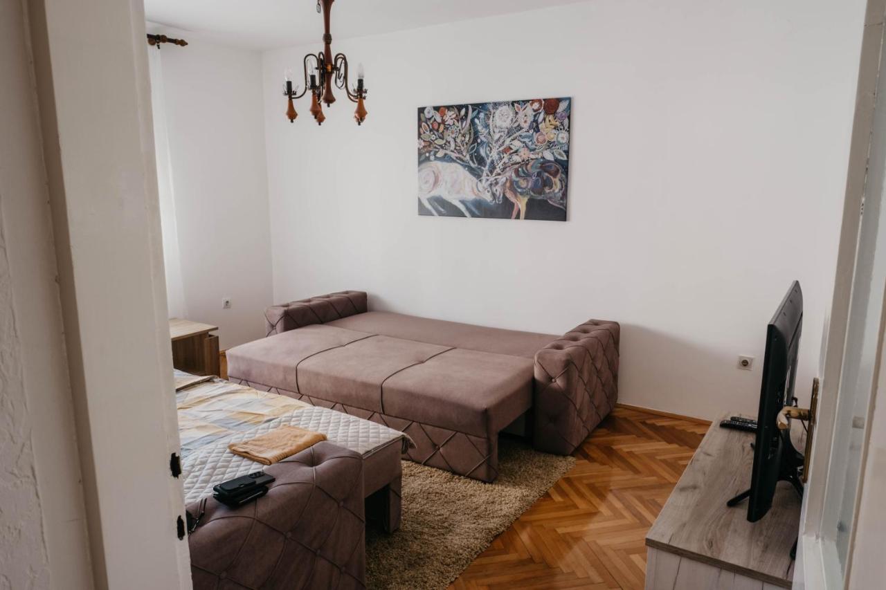 Bracovic - Center *